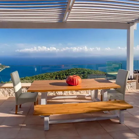 Heliopetra Luxury Lefkas Vasiliki